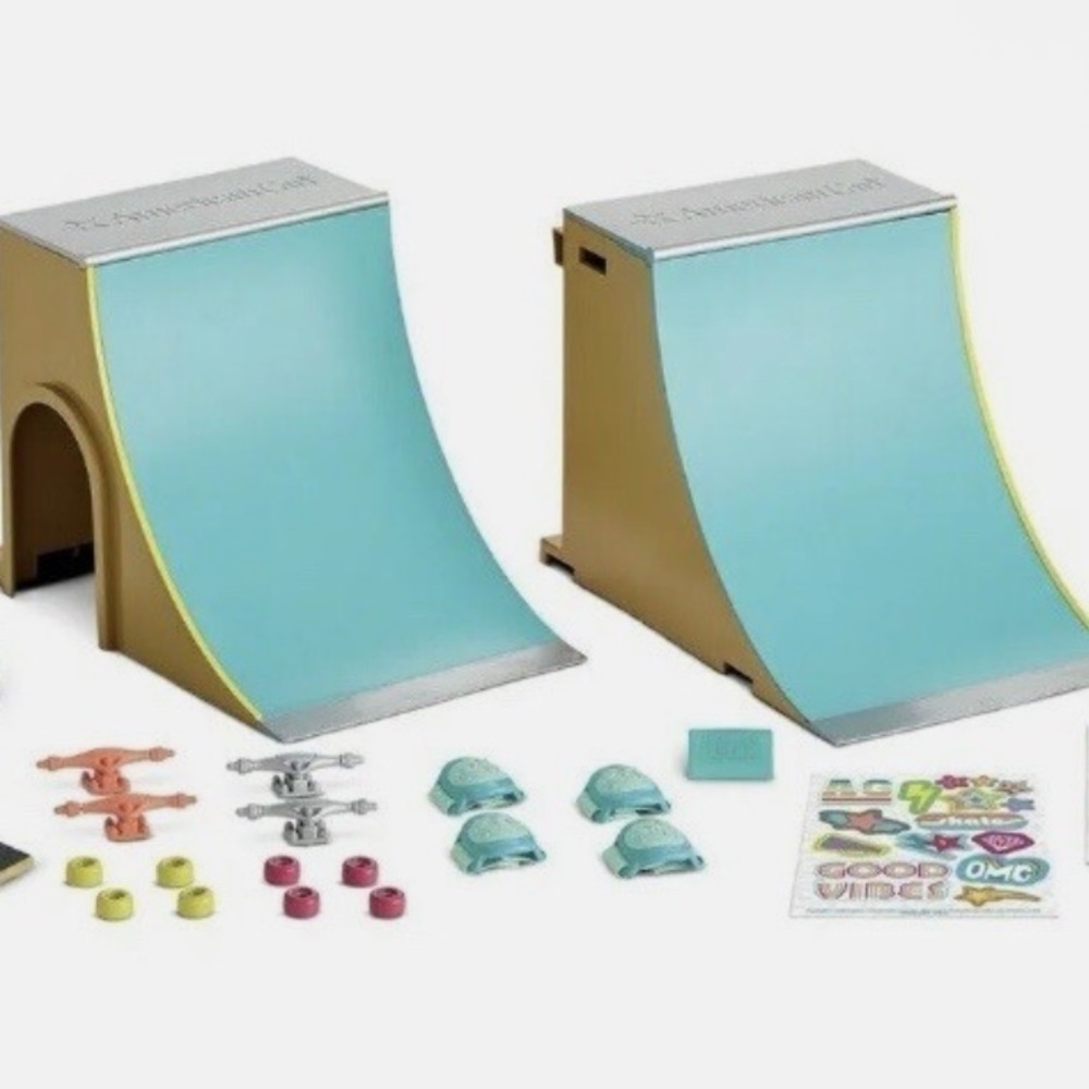 American girl truly meet skate park set NWT IN BOX - Picture 8 of 8